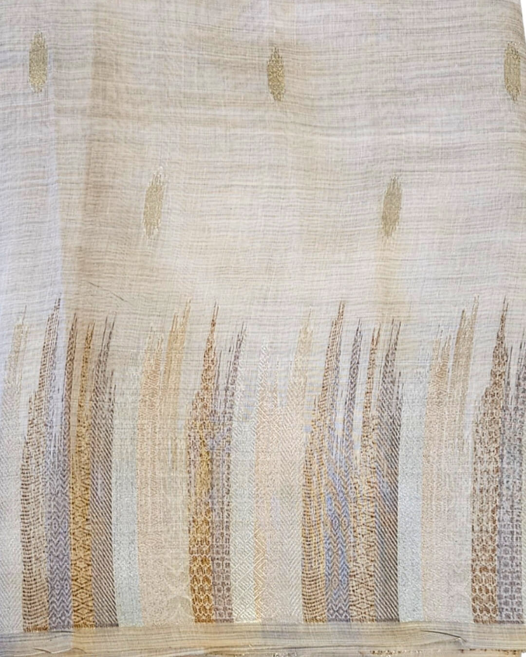 Aarohi Ivory Saree