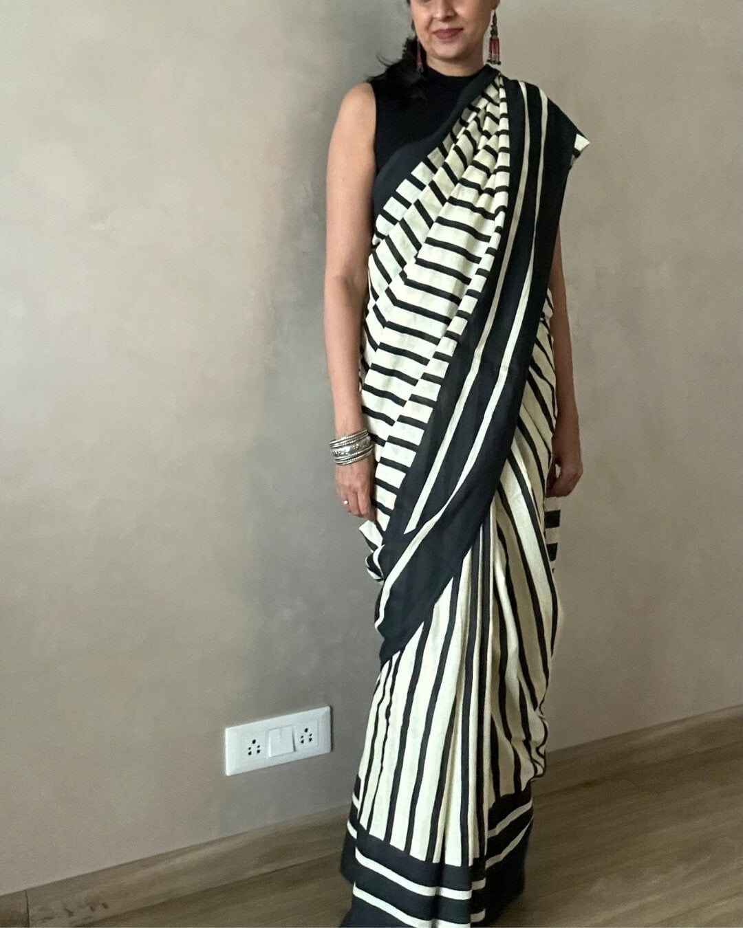 Kohl Black & Red Mulmul saree