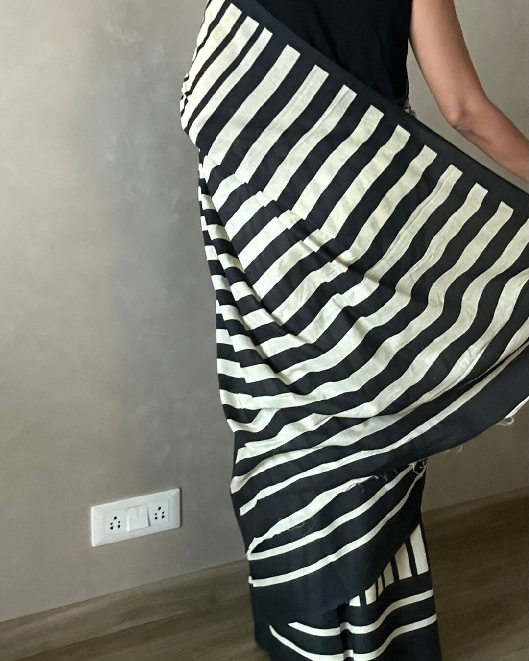 Kohl Black & Red Mulmul saree