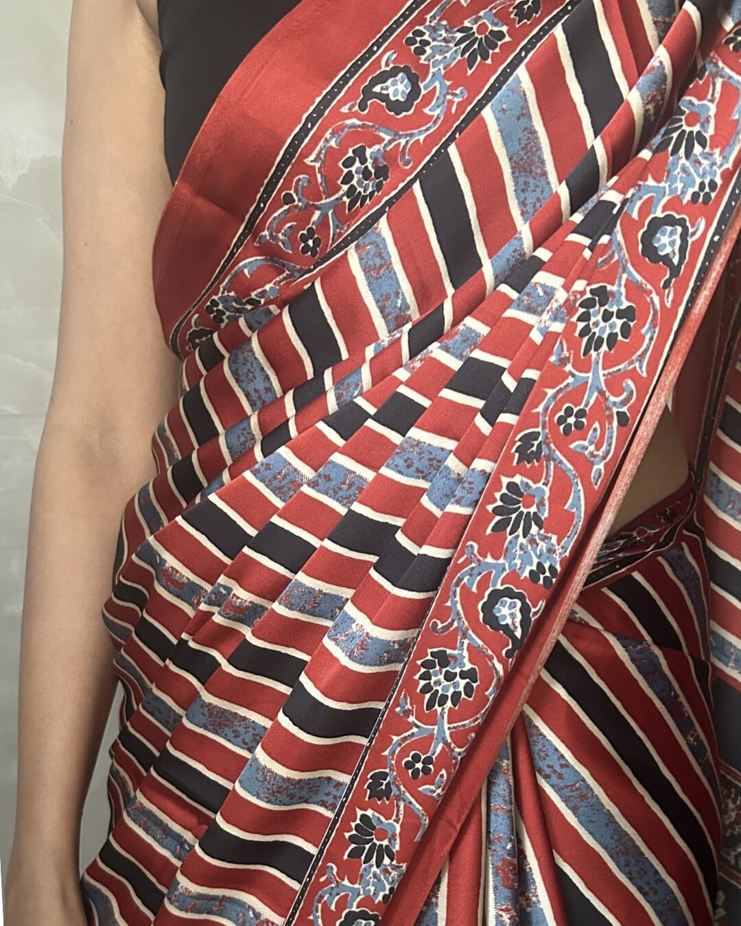 Alina Ajrakh Modal Saree
