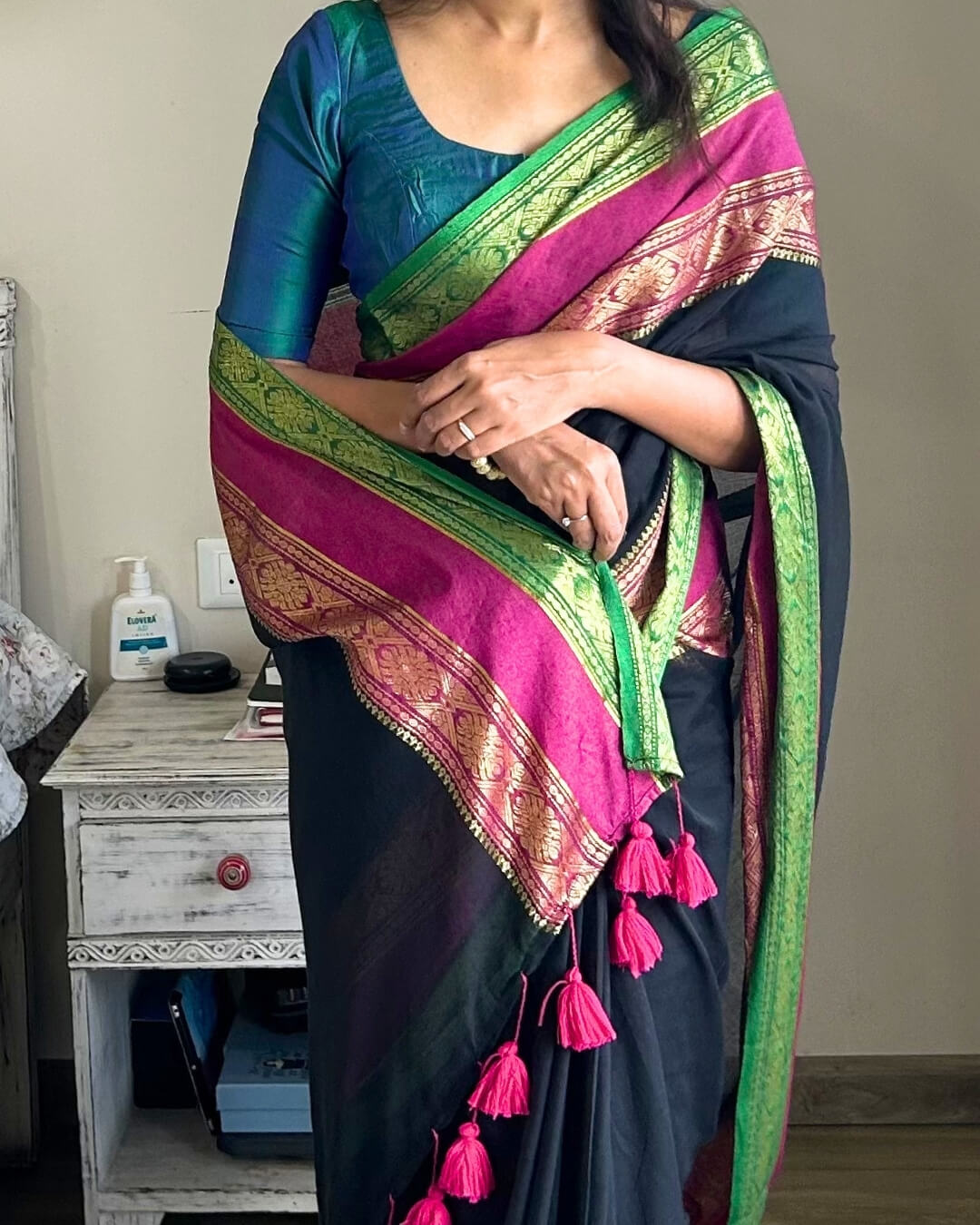 Nishigandha Mulmul Saree with Kanchi Border