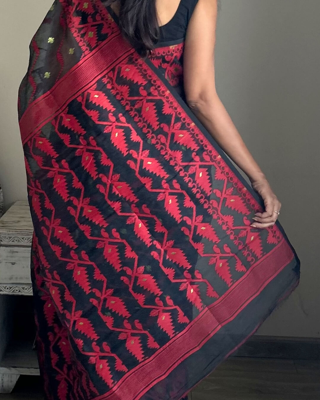Rohini Black red Jamdani Cotton Saree