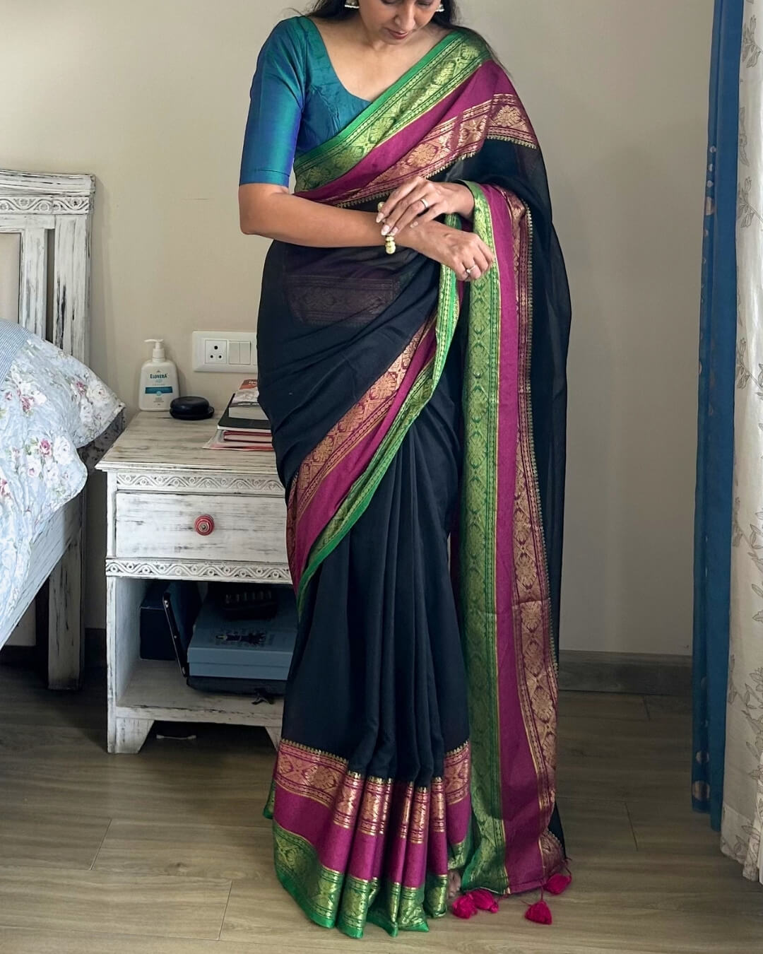 Nishigandha Mulmul Saree with Kanchi Border