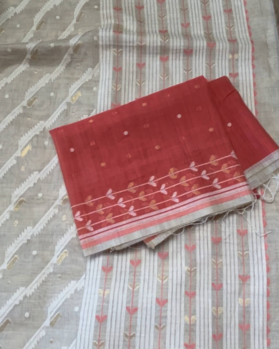 Vanya Ivory Saree