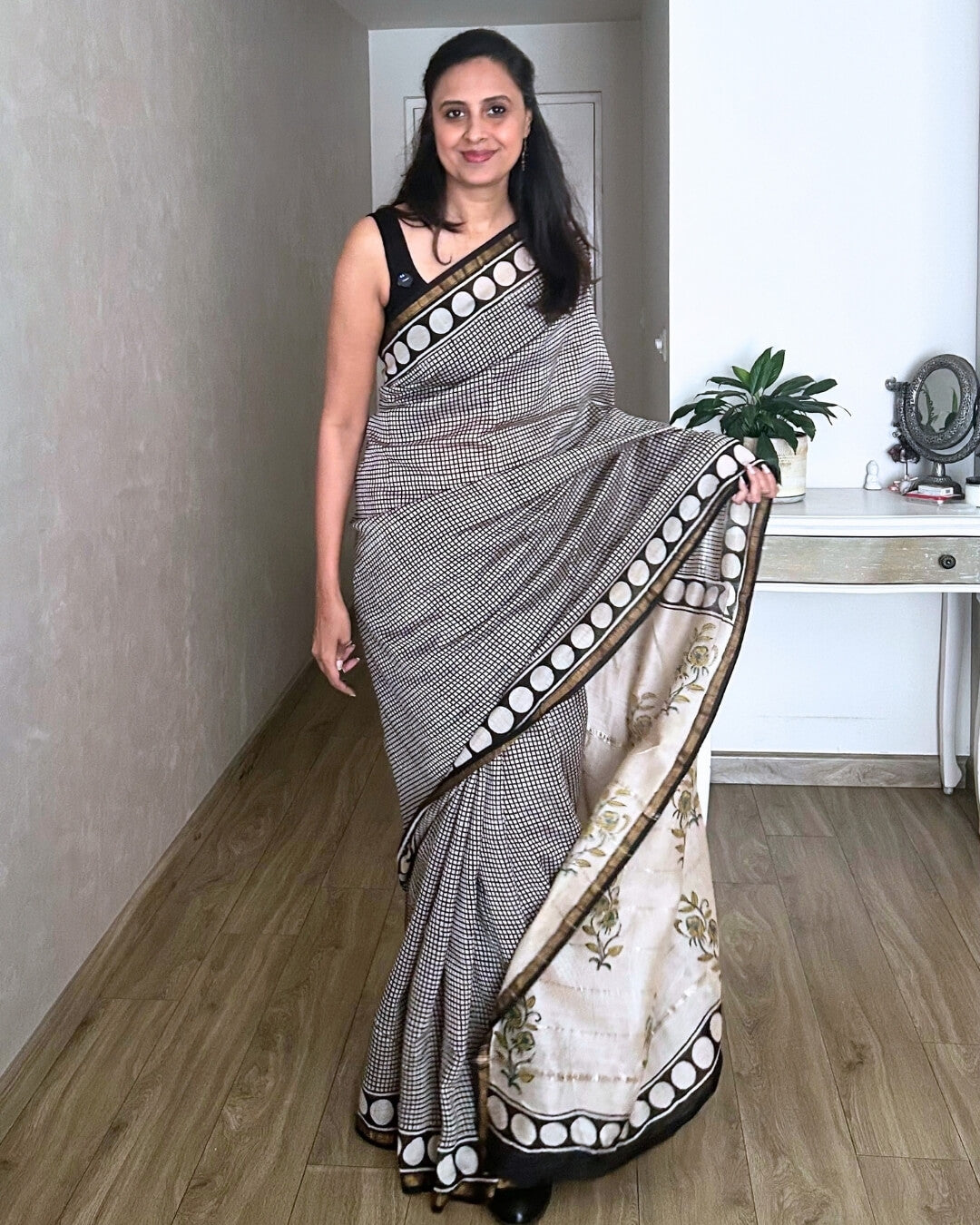 B&W Check retro circles Chanderi Cotton Saree