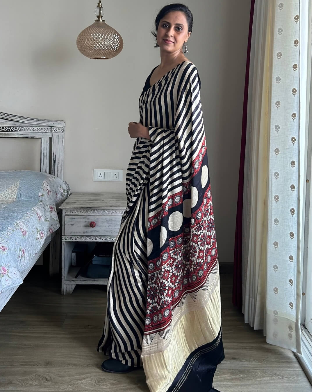 B&W Gaji Silk