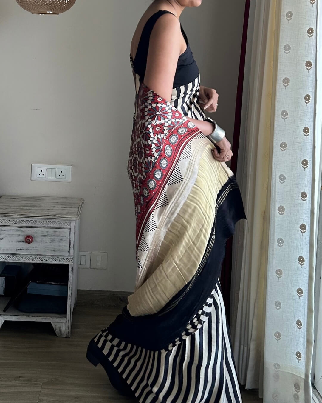 B&W Gaji Silk