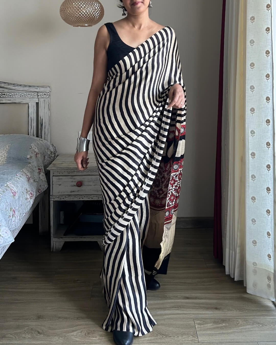 B&W Gaji Silk