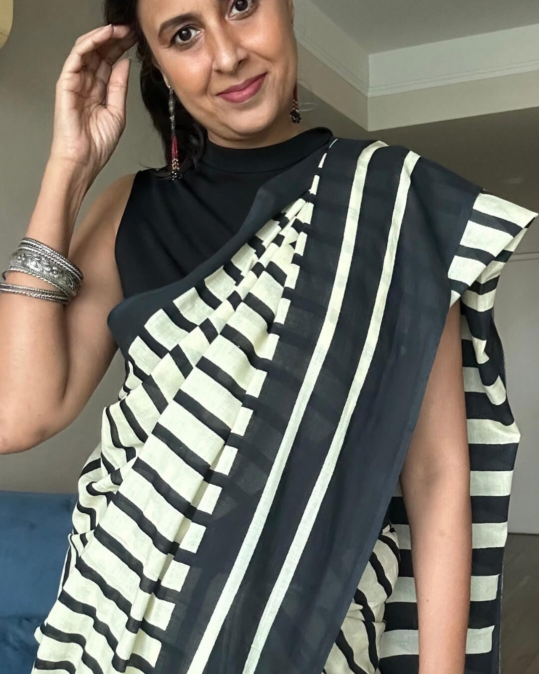 Kohl Black & Red Mulmul saree