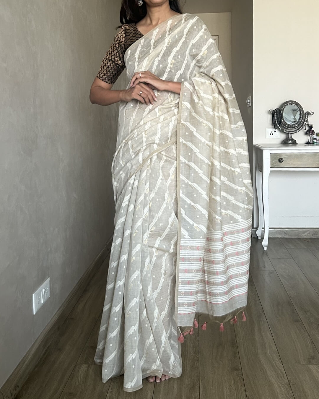 Vanya Ivory Saree